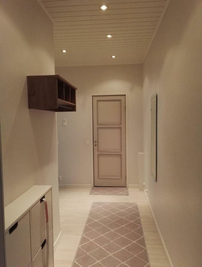 Anna Apartment Пори Екстериор снимка