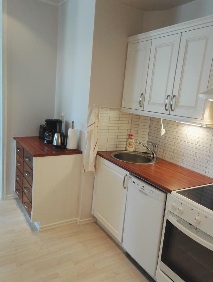 Anna Apartment Пори Екстериор снимка